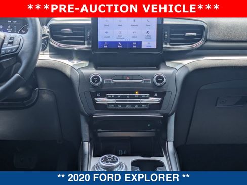 Used 2020 Ford Explorer XLT RWD image 21
