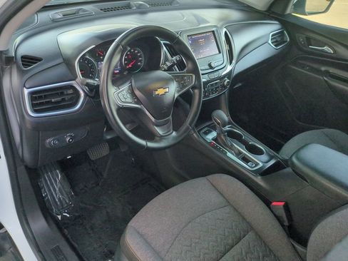 Used 2024 Chevrolet Equinox LT AWD/4WD image 11