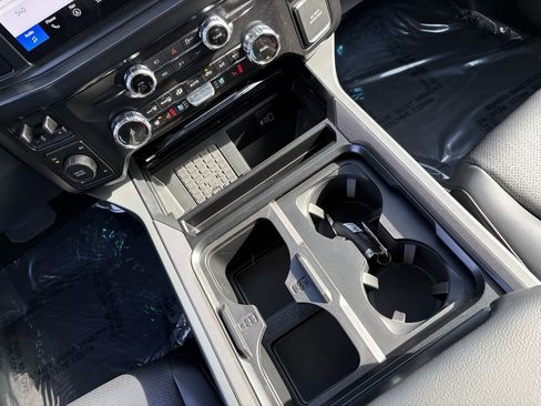 New 2026 Ford F250 Lariat w/ Lariat Premium Package image 30