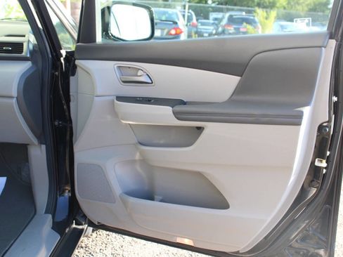Used 2011 Honda Odyssey EX-L image 18