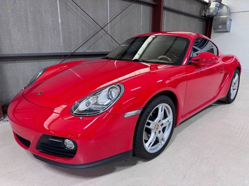 Used 2009 Porsche Cayman RWD image 2