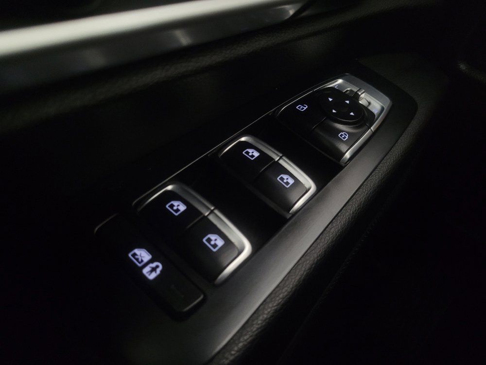 Used 2021 Kia Telluride S FWD image 27