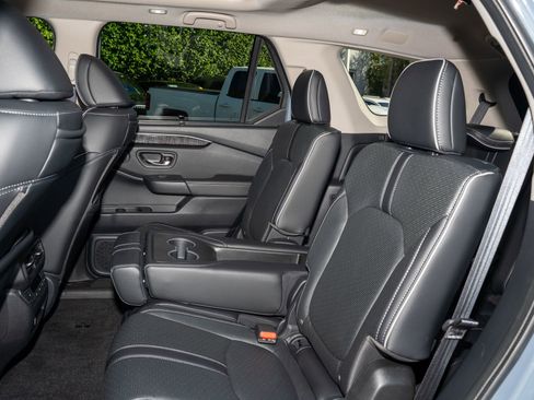 Certified 2023 Honda Pilot Elite image 18