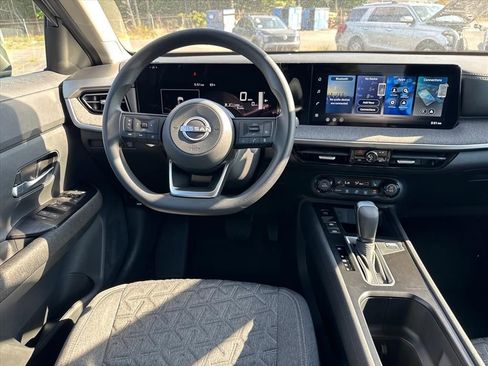 New 2026 Nissan Kicks SV w/ Charging Package FWD image 12