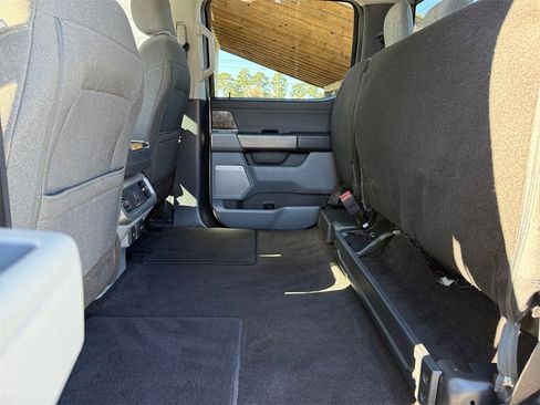 Certified 2021 Ford F150 XLT w/ Equipment Group 302A High image 16