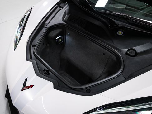 Used 2023 Chevrolet Corvette Z06 w/ Z07 Performance Package RWD image 16