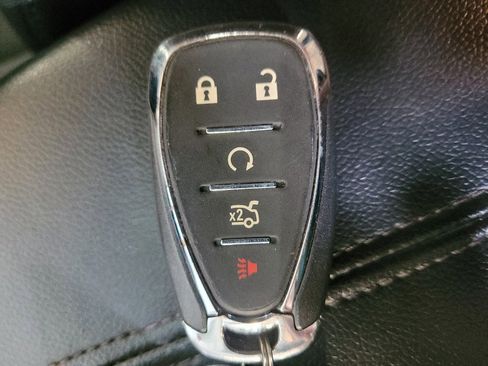 Used 2024 Chevrolet Malibu LT image 32