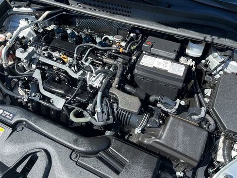 Certified 2023 Toyota Corolla LE image 9