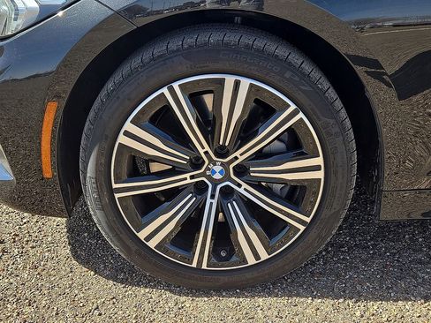 Used 2025 BMW 330i xDrive Sedan image 11