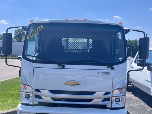 New 2025 Chevrolet Low Cab Forward RWD image 25