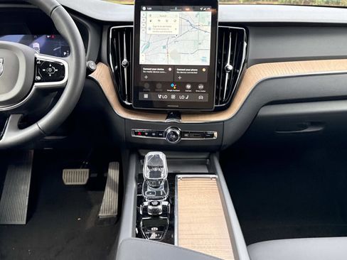 New 2026 Volvo XC60 B5 Plus w/ Climate Package image 14