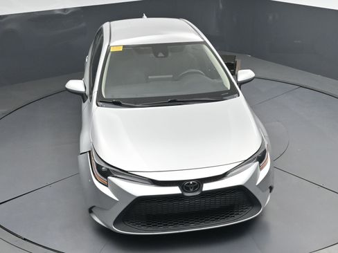 Used 2022 Toyota Corolla LE image 31
