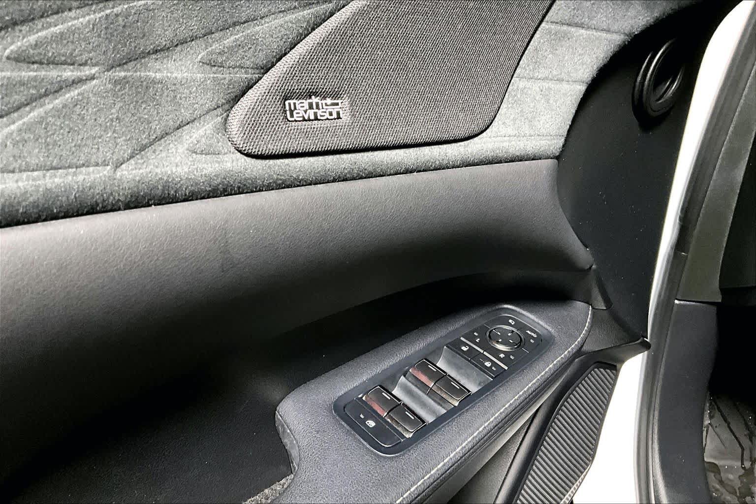 Used 2023 Lexus RX 500h F Sport w/ Accessory Package (Z1) AWD/4WD image 31