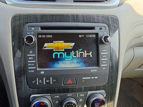 Certified 2016 Chevrolet Traverse LT FWD image 6