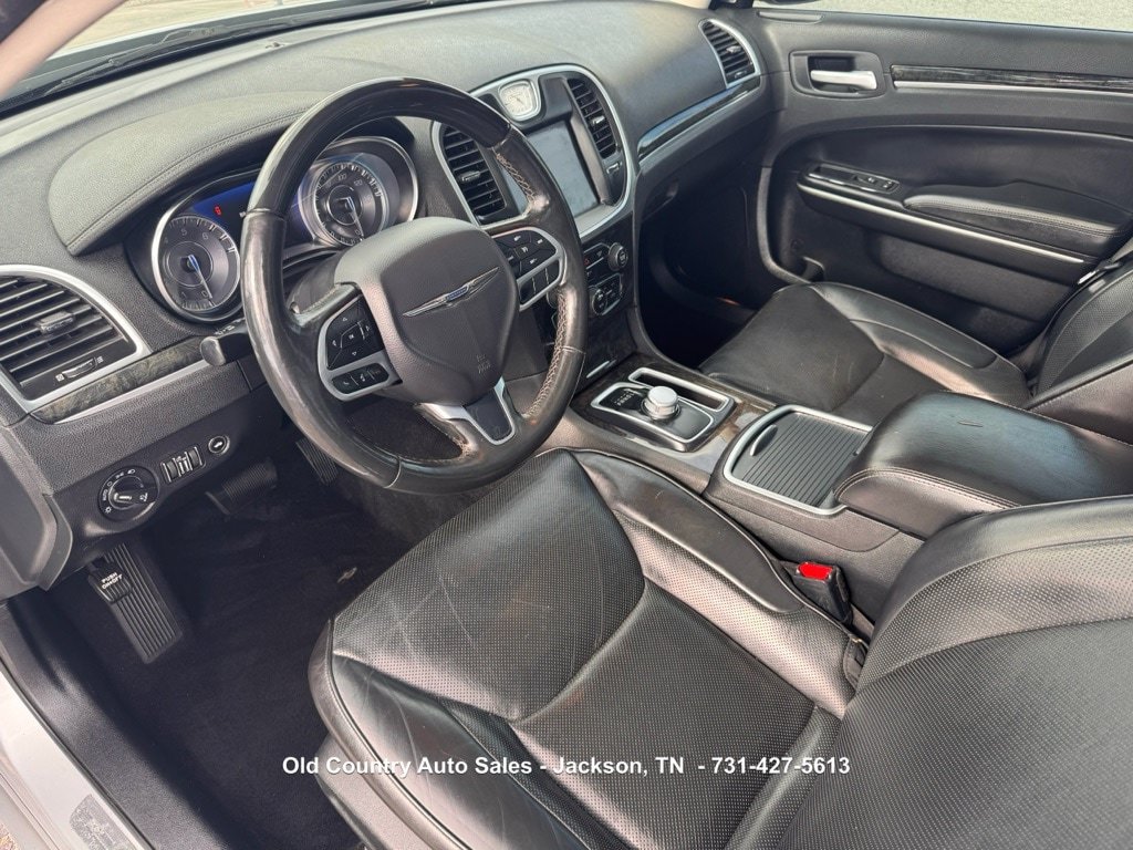 Used 2020 Chrysler 300 Limited RWD image 22