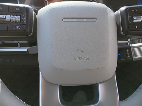 New 2026 Hyundai Santa Fe SE image 18