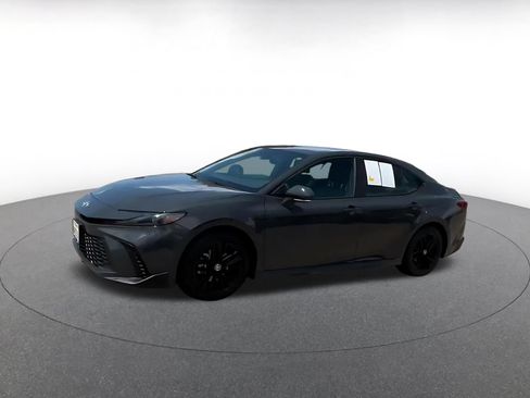 Used 2026 Toyota Camry SE FWD image 6