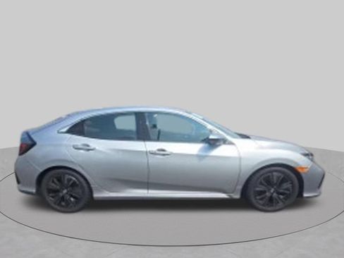 Used 2018 Honda Civic EX image 4