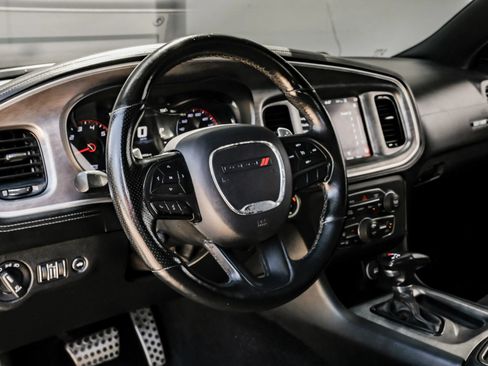 Used 2019 Dodge Charger Scat Pack w/ Daytona Edition Group RWD image 24
