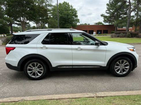 Used 2021 Ford Explorer Limited w/ Equipment Group 301A RWD image 6