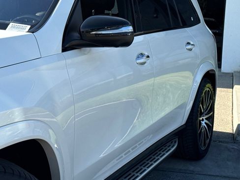 Used 2023 Mercedes-Benz GLS 580 4MATIC image 4