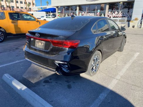 Used 2021 Kia Forte LXS image 6