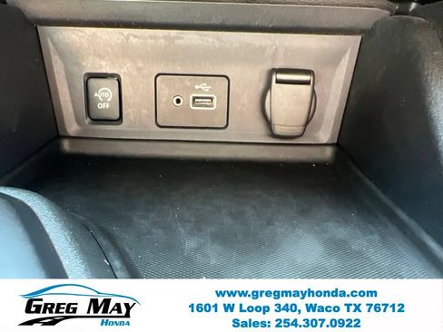 Used 2024 Nissan Sentra S FWD image 25