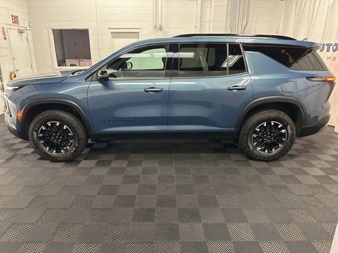 Used 2025 Chevrolet Traverse Z71 w/ Driver Confidence Package image 6