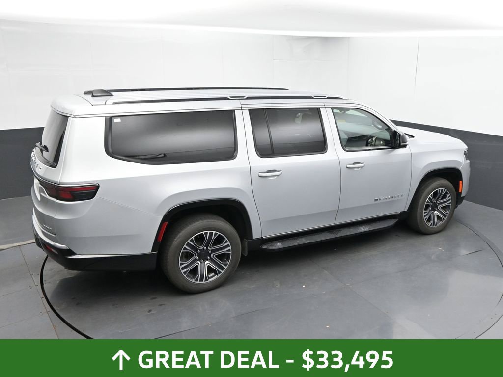 Used 2024 Jeep Wagoneer L Series II w/ Flexible Seating Group AWD/4WD image 35