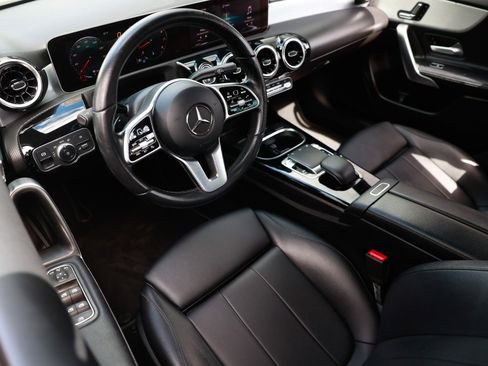 Used 2019 Mercedes-Benz A 220 image 6