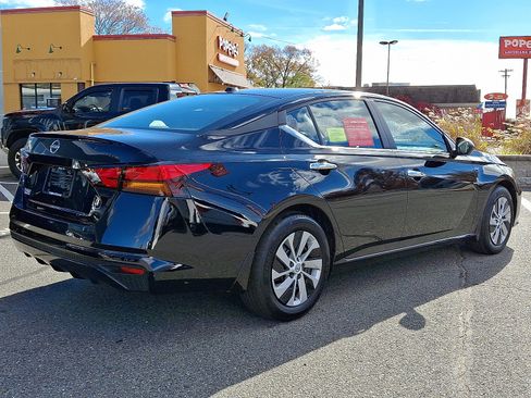 Certified 2025 Nissan Altima 2.5 S image 6