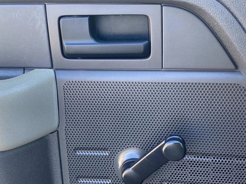 Used 2010 Ford F150 XL image 13