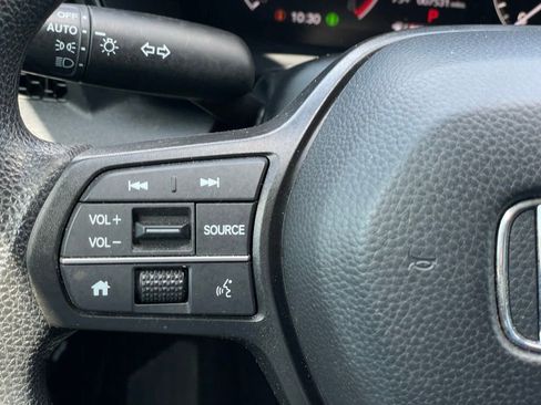 Used 2025 Honda CR-V LX image 14