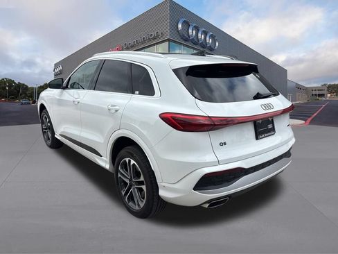 Certified 2025 Audi Q5 Premium w/ Convenience Package AWD/4WD image 7