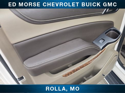 Used 2020 Chevrolet Suburban Premier AWD/4WD image 17