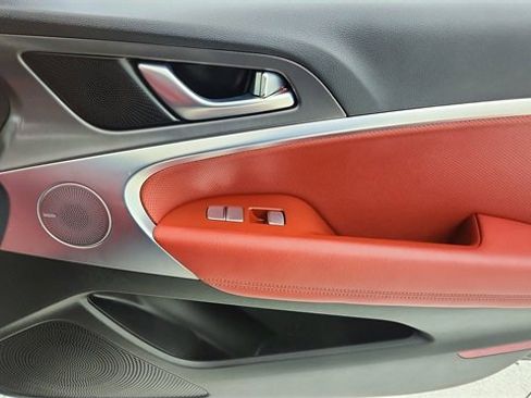 Used 2025 Genesis G70 2.5T w/ Sport Prestige Package image 24