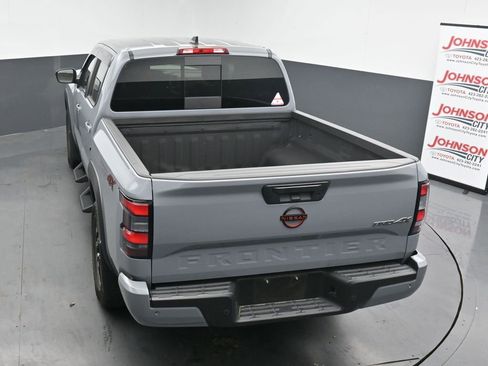 Used 2023 Nissan Frontier PRO-4X w/ Technology Package image 15