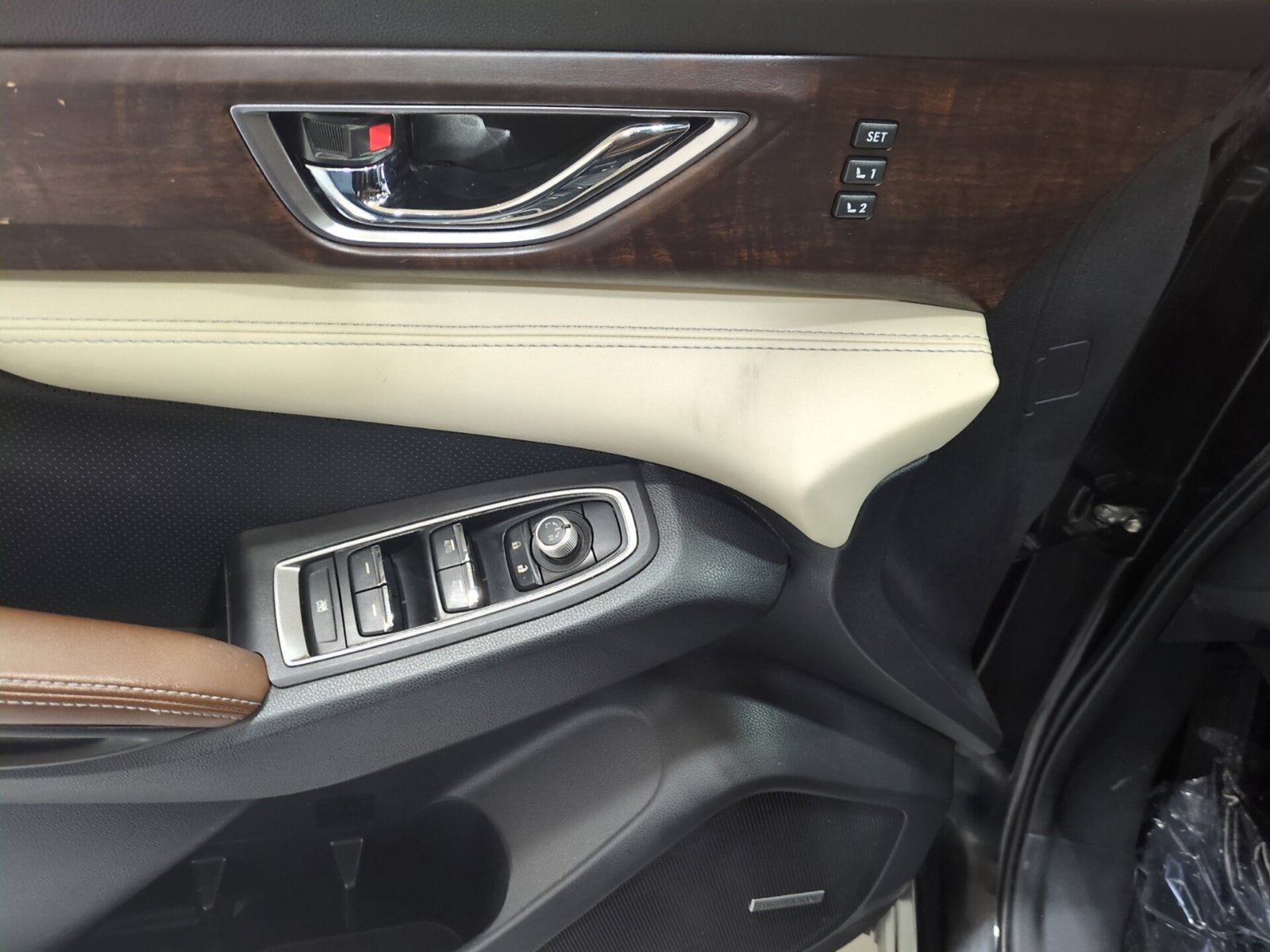 Used 2019 Subaru Ascent Touring w/ Popular Package #2A AWD/4WD image 19