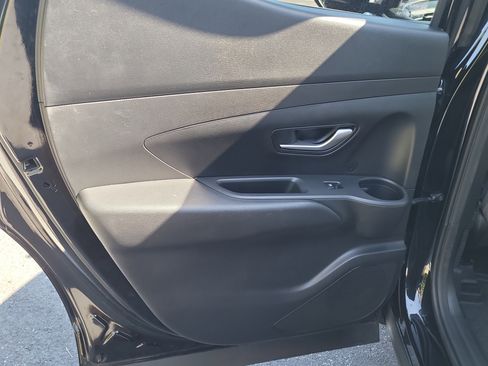 Used 2024 Hyundai Santa Cruz SE image 13