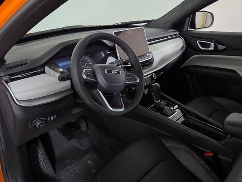 New 2026 Jeep Compass Limited image 13