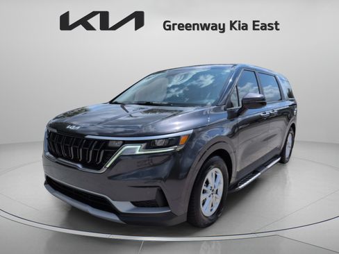 Certified 2023 Kia Carnival LX FWD image 10