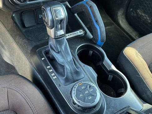 Used 2023 Ford Bronco Outer Banks image 16