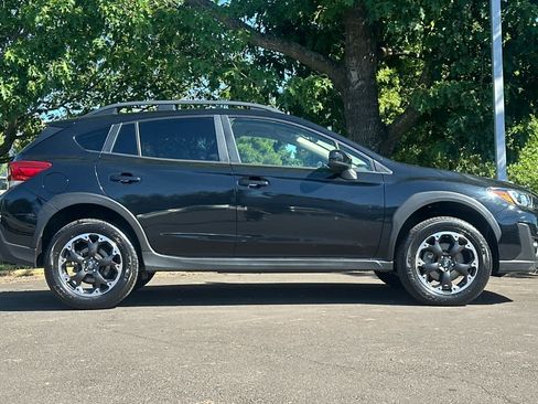 Used 2023 Subaru Crosstrek 2.0i Premium AWD/4WD image 8