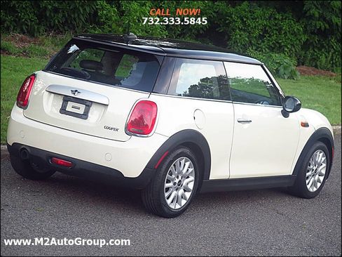 Used 2014 MINI Cooper 2-Door Hardtop image 23