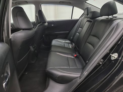 Used 2017 Honda Accord EX-L image 27