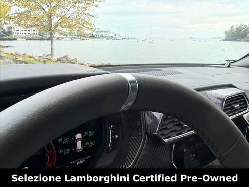 Used 2024 Lamborghini Urus S AWD/4WD image 33