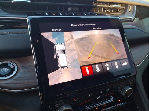 Used 2023 Jeep Grand Cherokee Summit w/ Adv Protech Group IV image 26