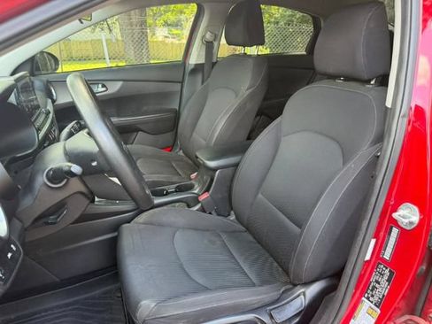Used 2019 Kia Forte LXS FWD image 12