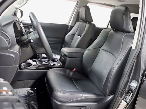 Used 2020 Toyota 4Runner Nightshade image 27