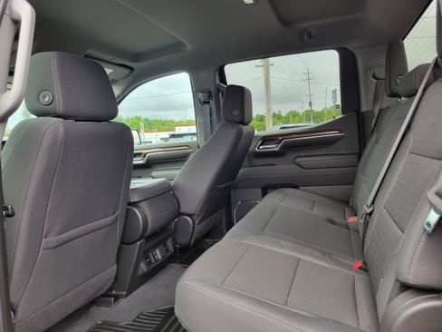 Used 2024 Chevrolet Silverado 1500 LT AWD/4WD image 22